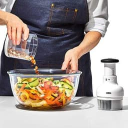 OXO Good Grips Chopper - Chopped Vegetables Demo